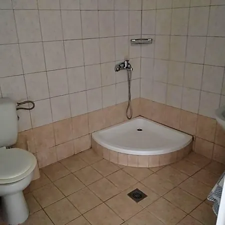 Estia Hotel